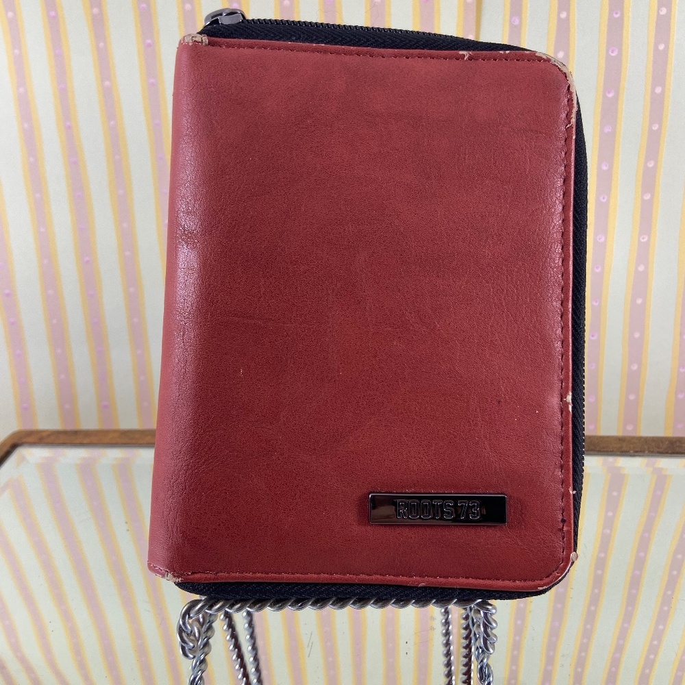 Roots 73 travel wallet vegan